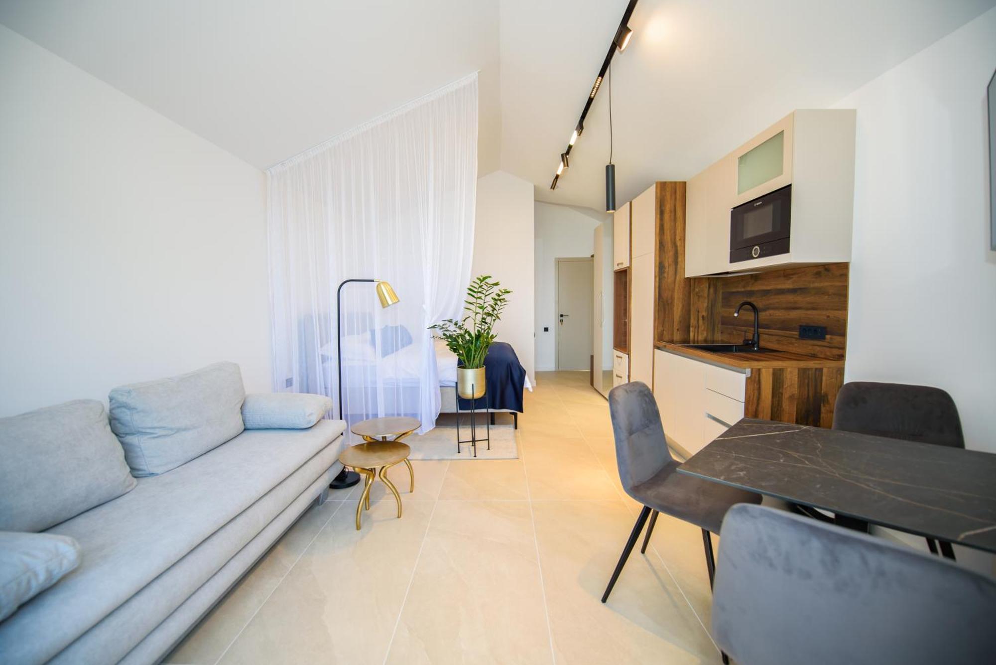 More Medici Apartments Omis Bagian luar foto