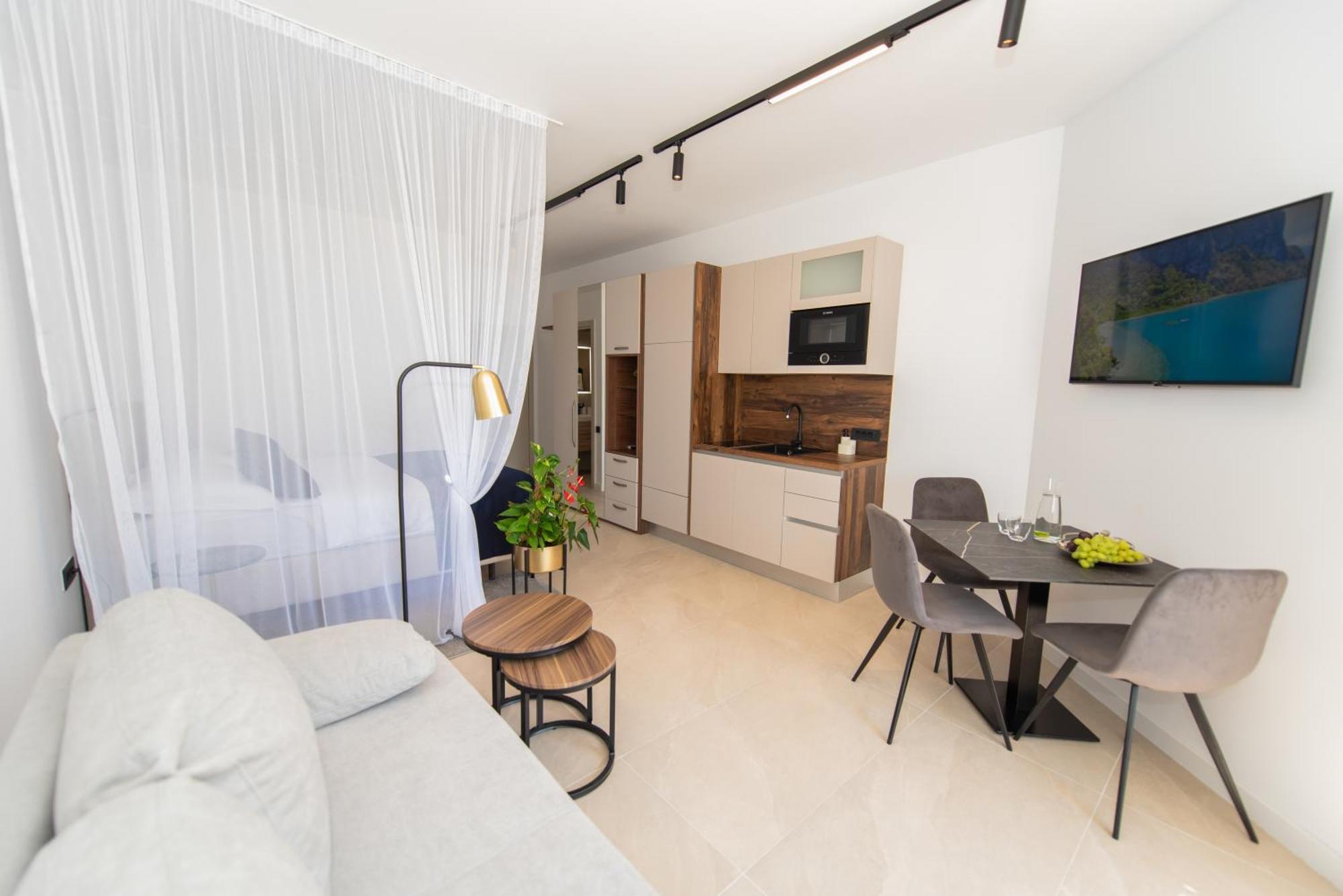 More Medici Apartments Omis Bagian luar foto