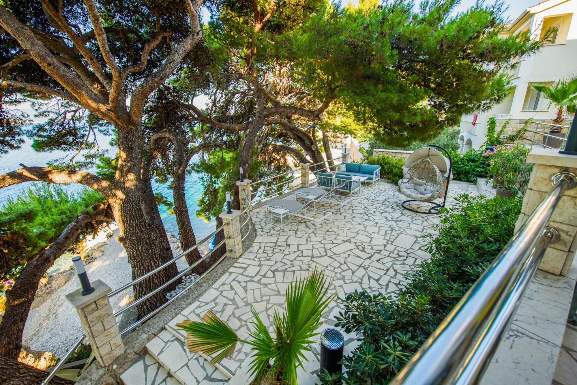 More Medici Apartments Omis Bagian luar foto