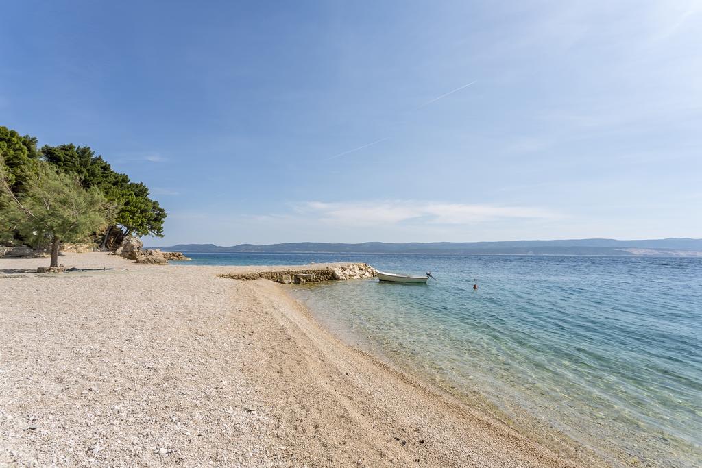 More Medici Apartments Omis Bagian luar foto